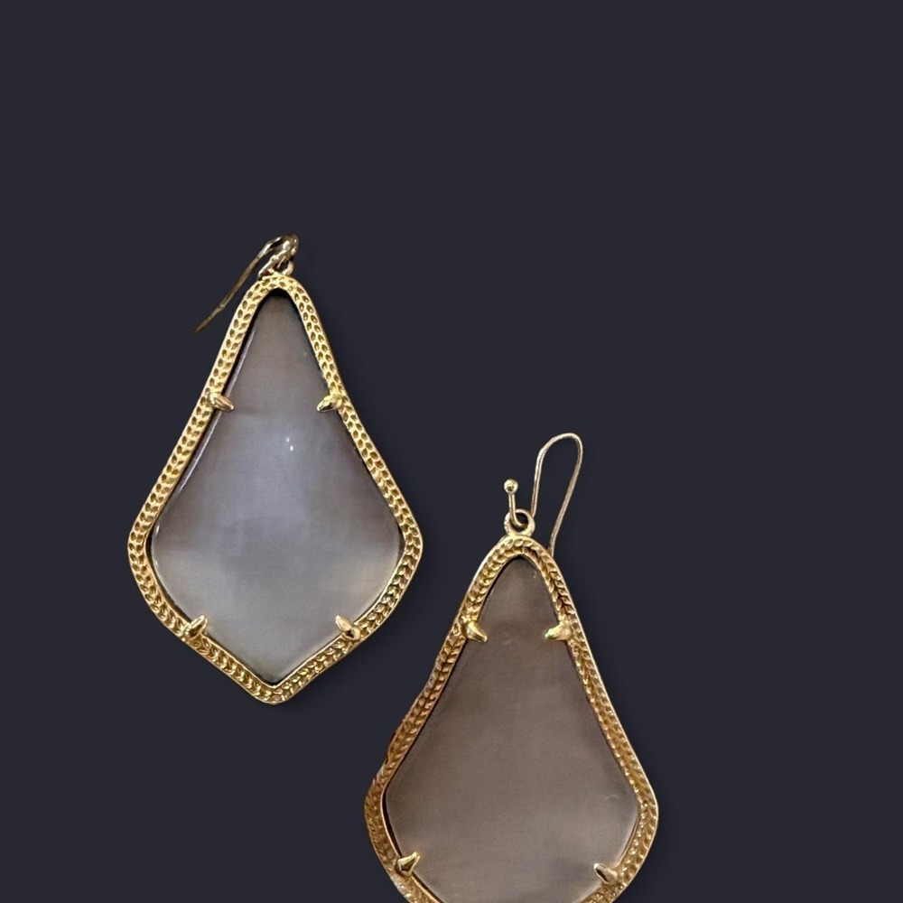 Kendra Scott earrings